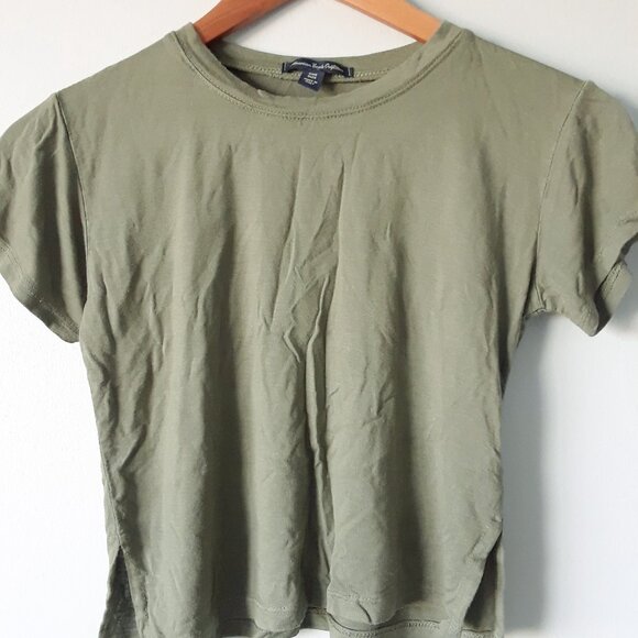 NWOT American Eagle Outfitters Army Green Crop Top - Picture 2 of 7